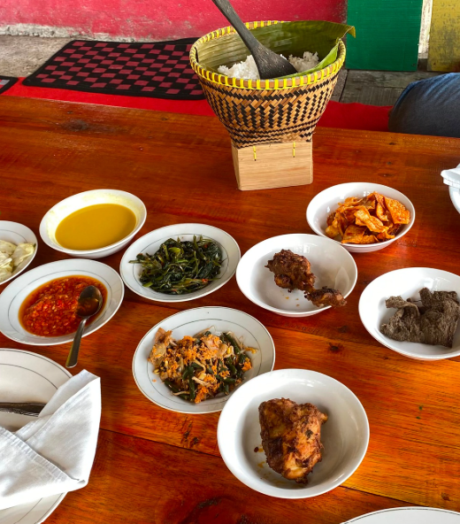 Rumah Makan Pondok Lasuang