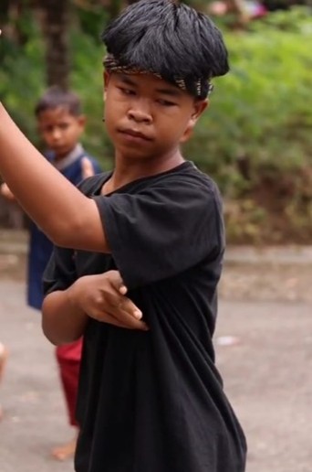 Menyambut Tamu dengan Adat: Tari Pasambahan, Gandang Tansa, dan Silek Galombang di Desa Pakasai